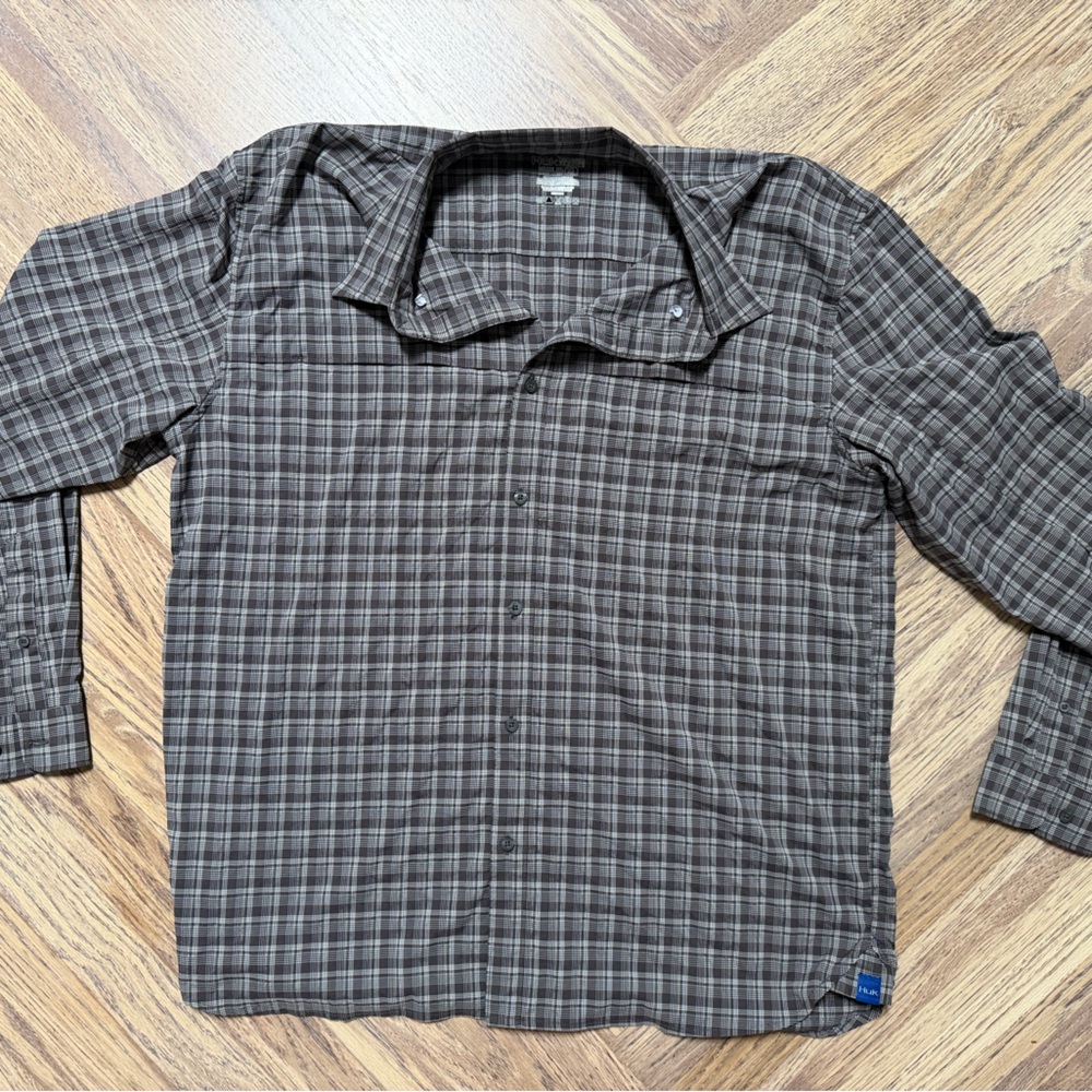 Huk Gray Plaid Performance Fabric Shirt